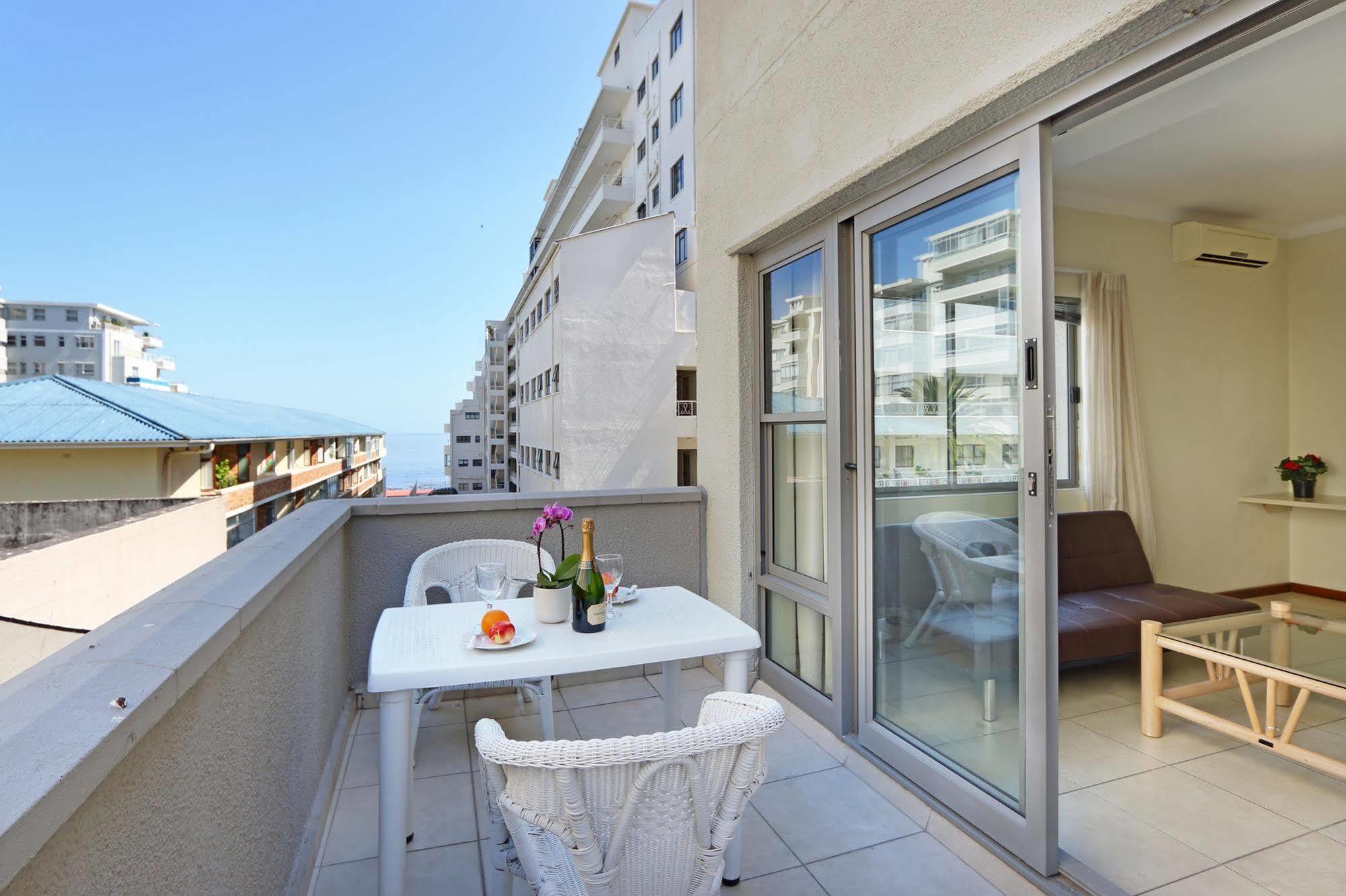 The Amalfi Boutique Hotel Cape Town Exterior photo